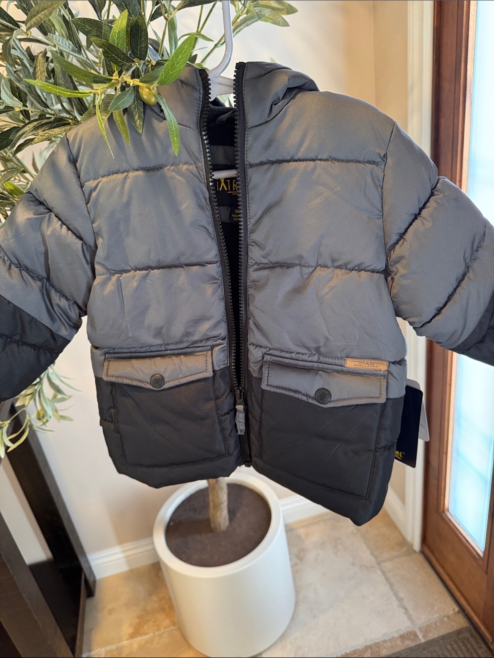 Two-Tone Gray & Black Hooded Puffer Jacket 18M